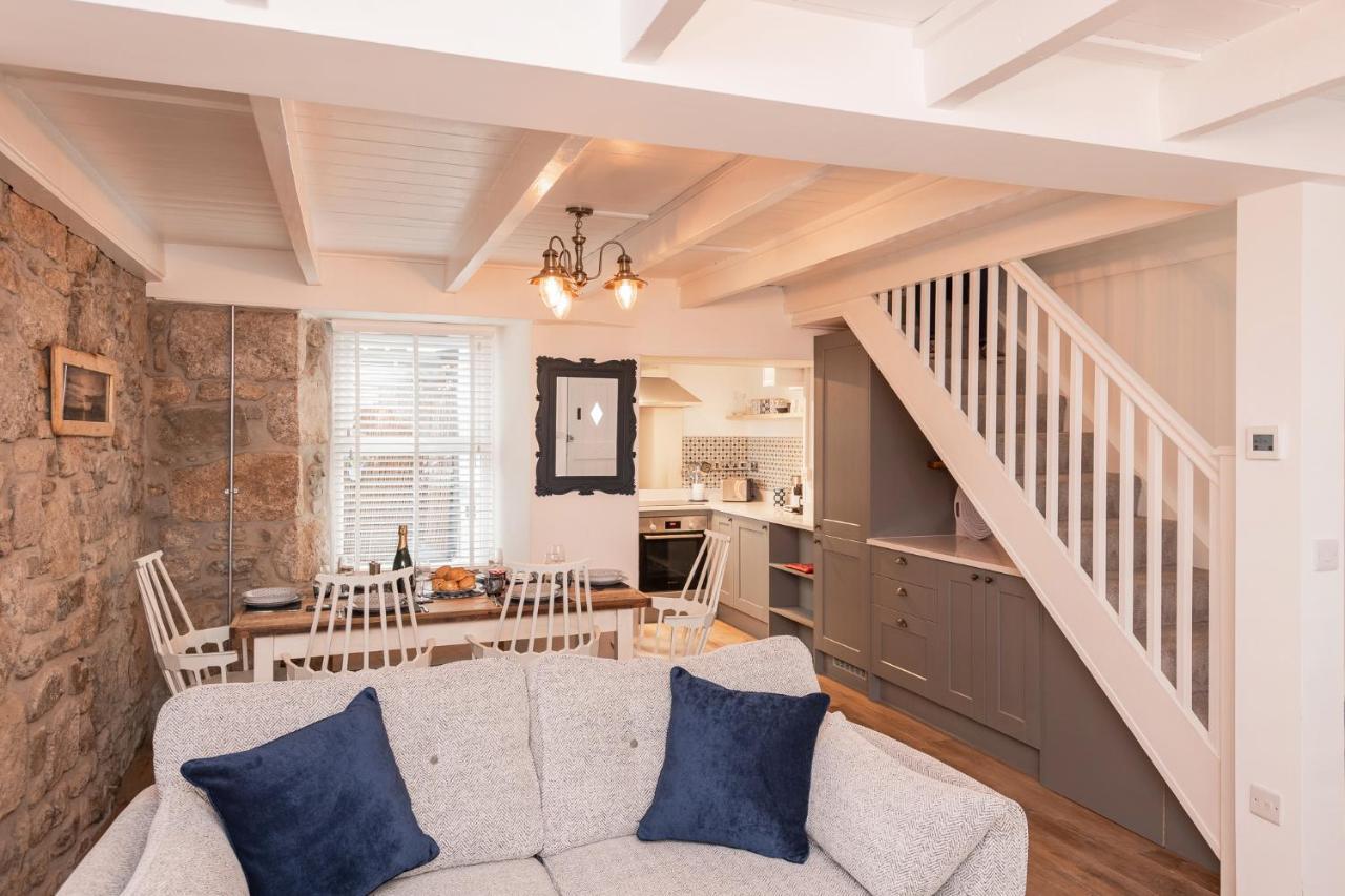 Lilsen Cottage By The Sea Mousehole Exterior photo
