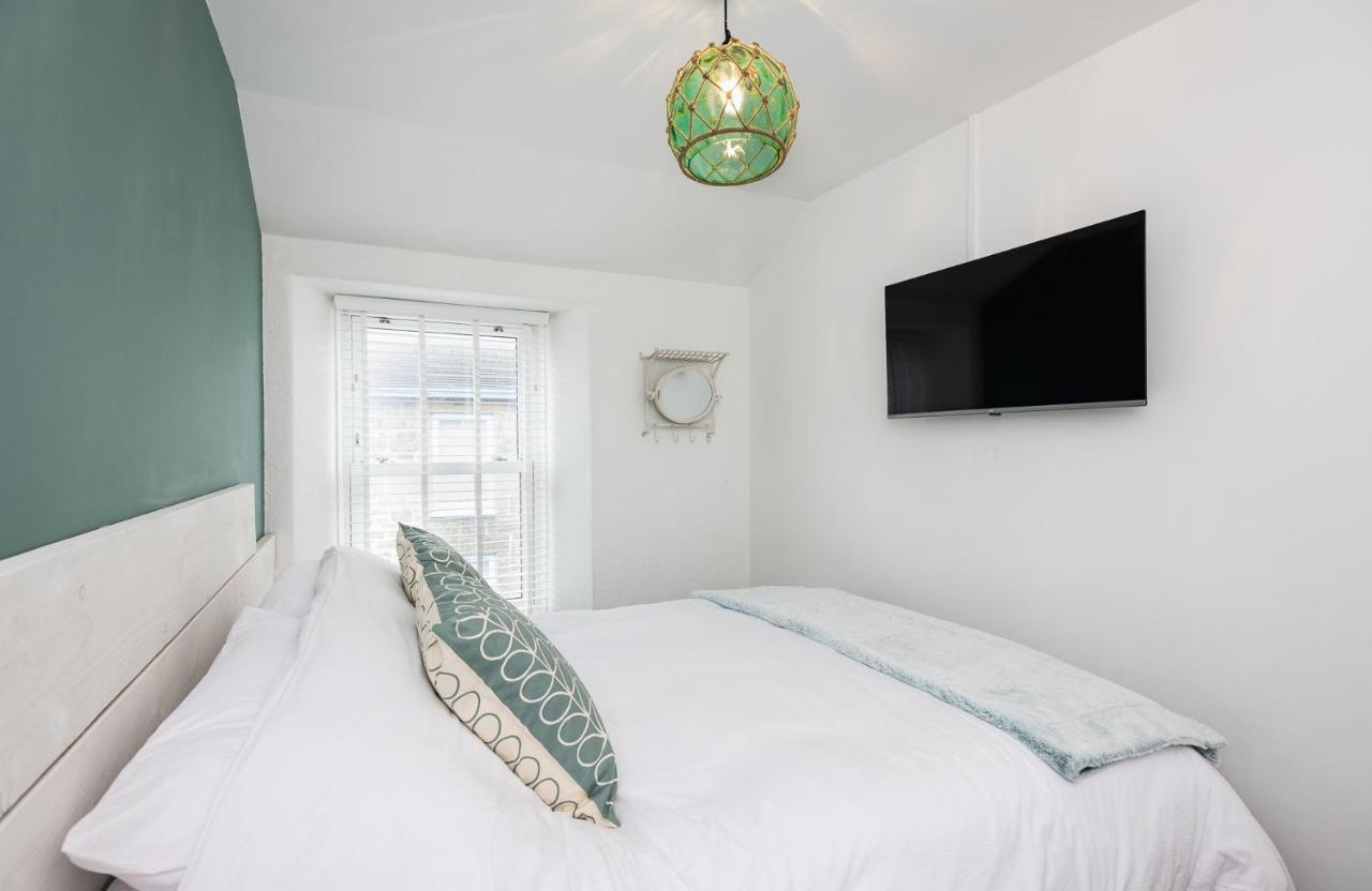 Lilsen Cottage By The Sea Mousehole Exterior photo